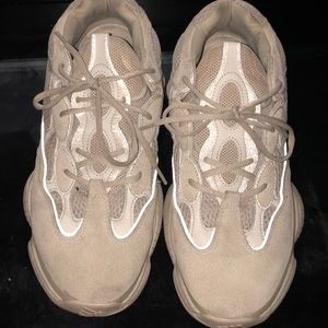 YEEZY 500